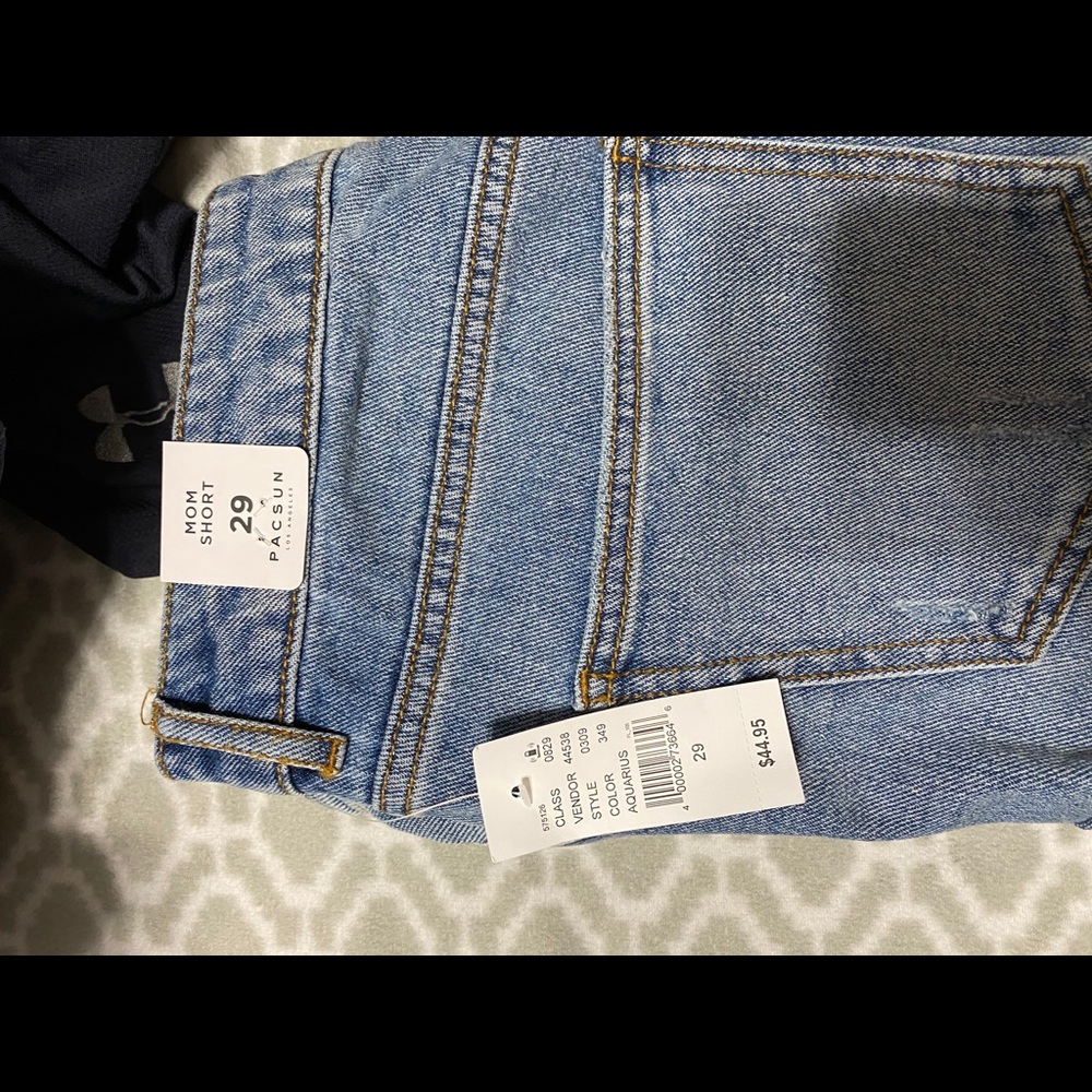 NWT PacSun jean shorts - Picture 3 of 3